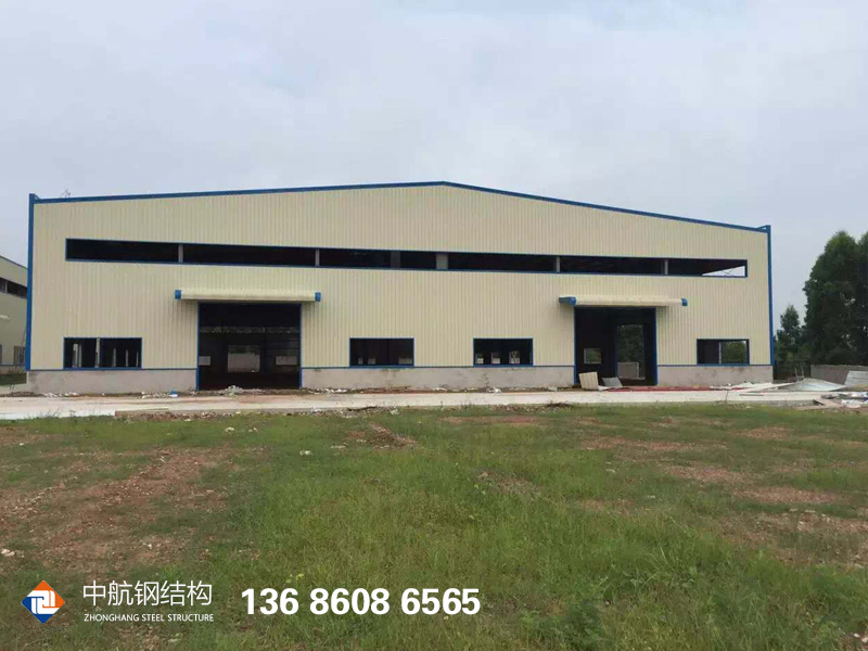 單層鋼結(jié)構(gòu)工業(yè)廠房案例